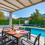 Sidera Villa *